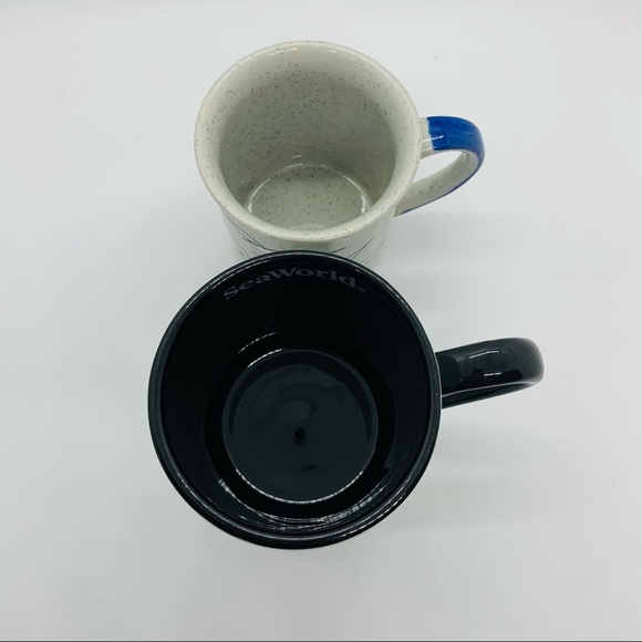Sea World Coffee Mugs. Lot of 2 - Picture 2 of 7